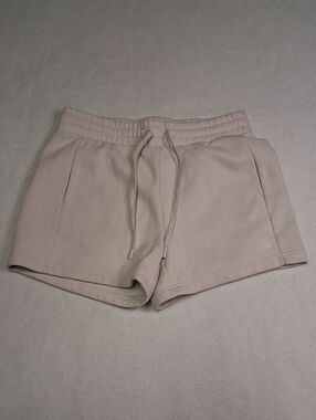 Lole Cream Athletic Drawstring Shorts